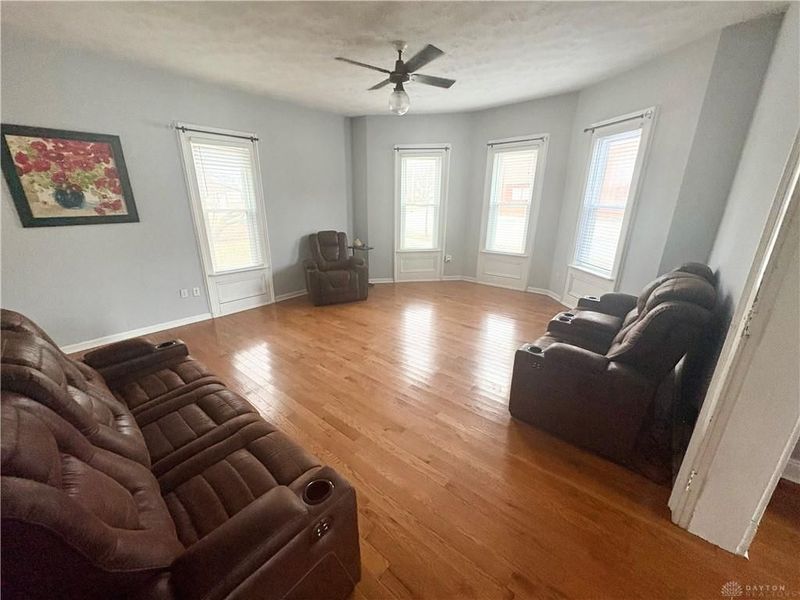 140 N Center Street, Versailles, OH 45380 Photo 9