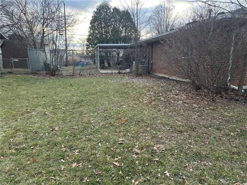 304 Sunset Drive, New Carlisle, OH 45344 Photo 3