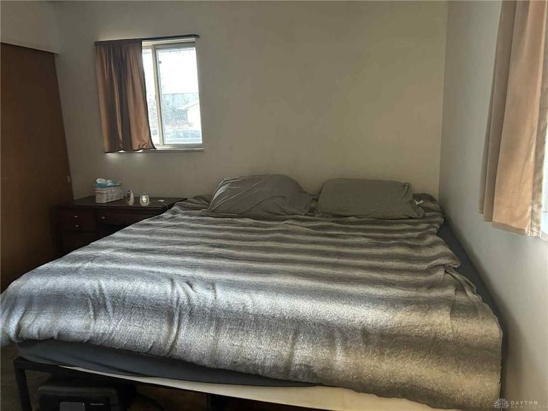 304 Sunset Drive, New Carlisle, OH 45344 Photo 9