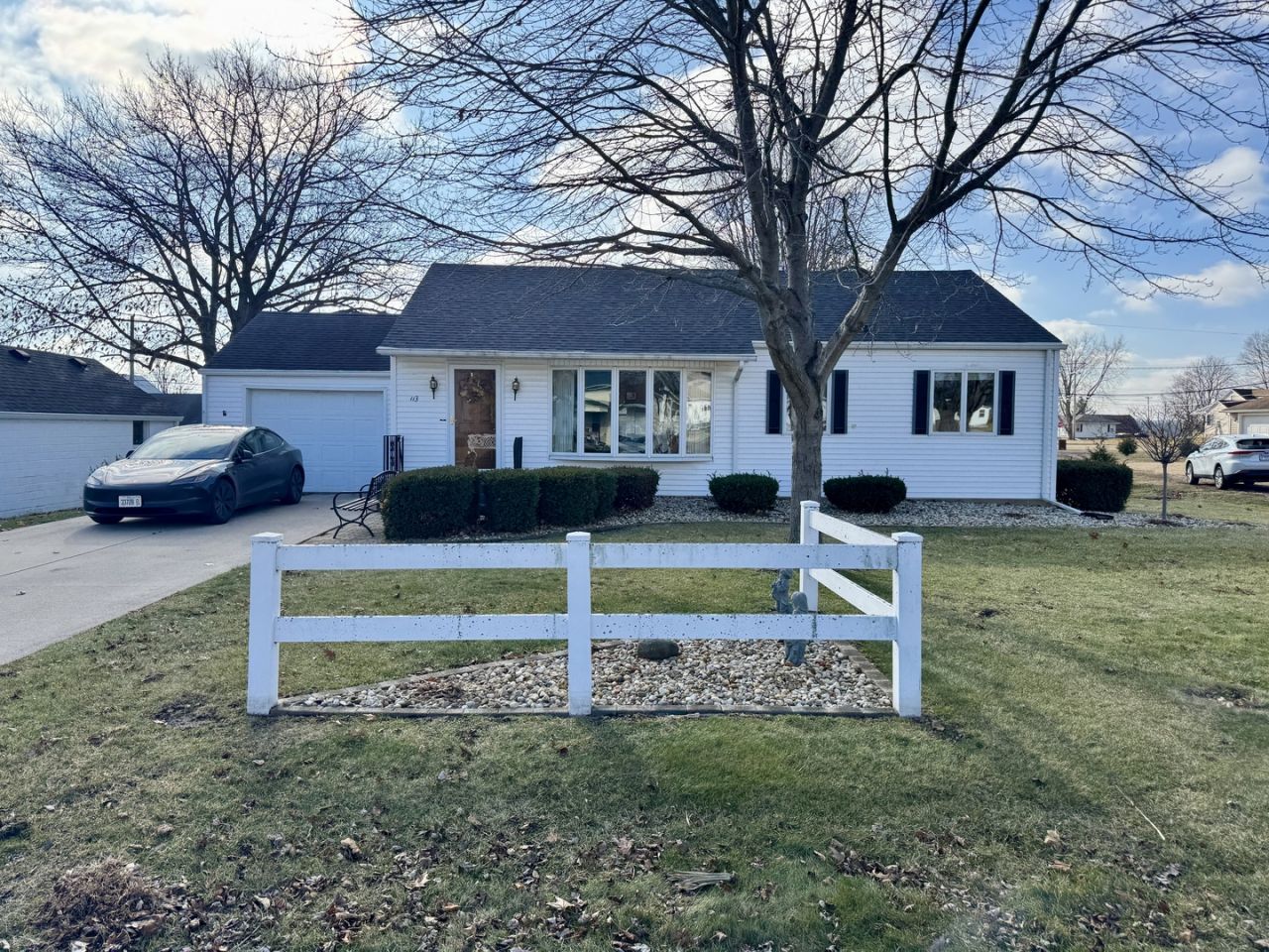 113 W 3rd Street, Wyanet, IL 61379 Main Photo