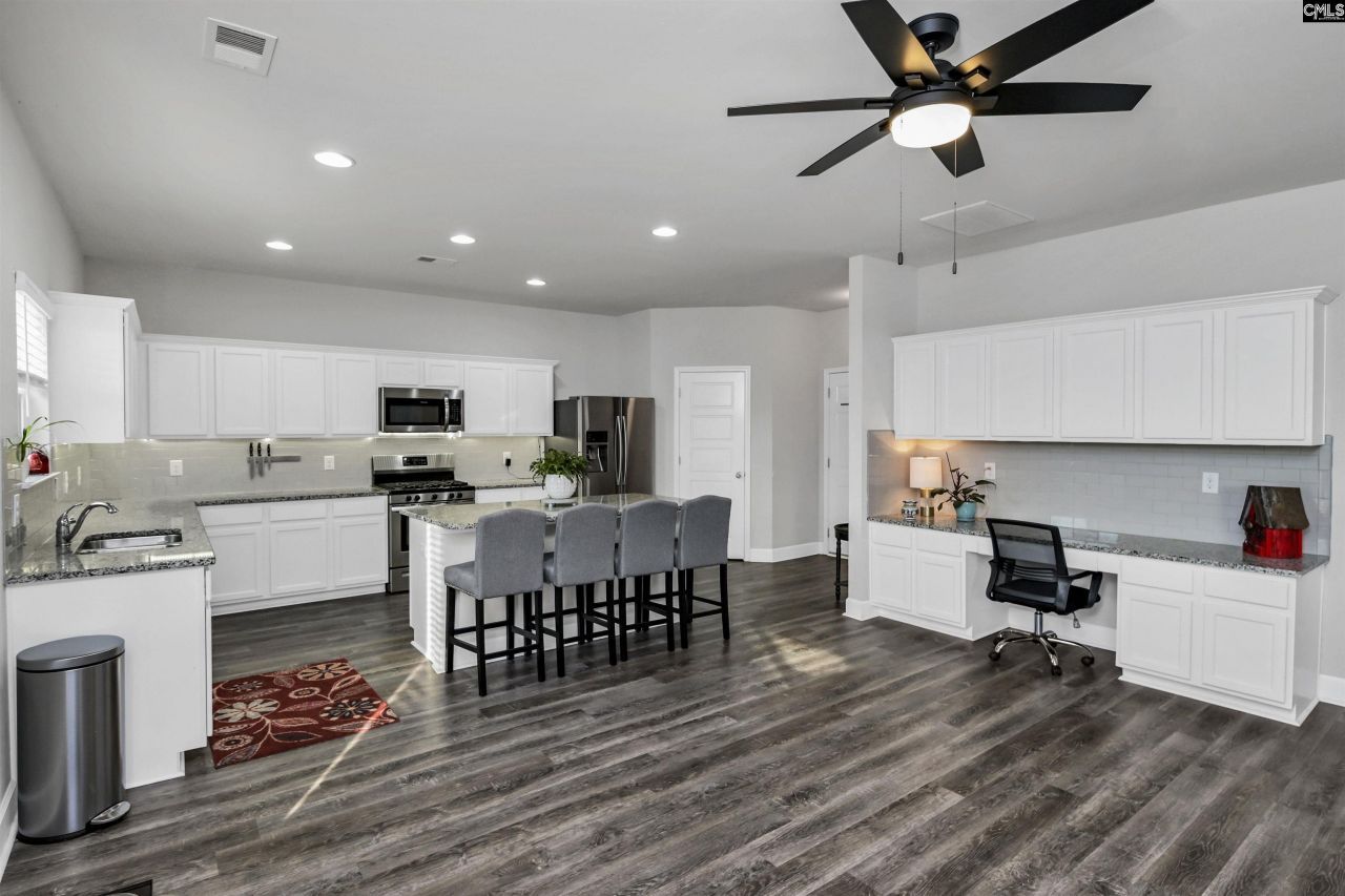 932 Trident Maple Lane Photo 12