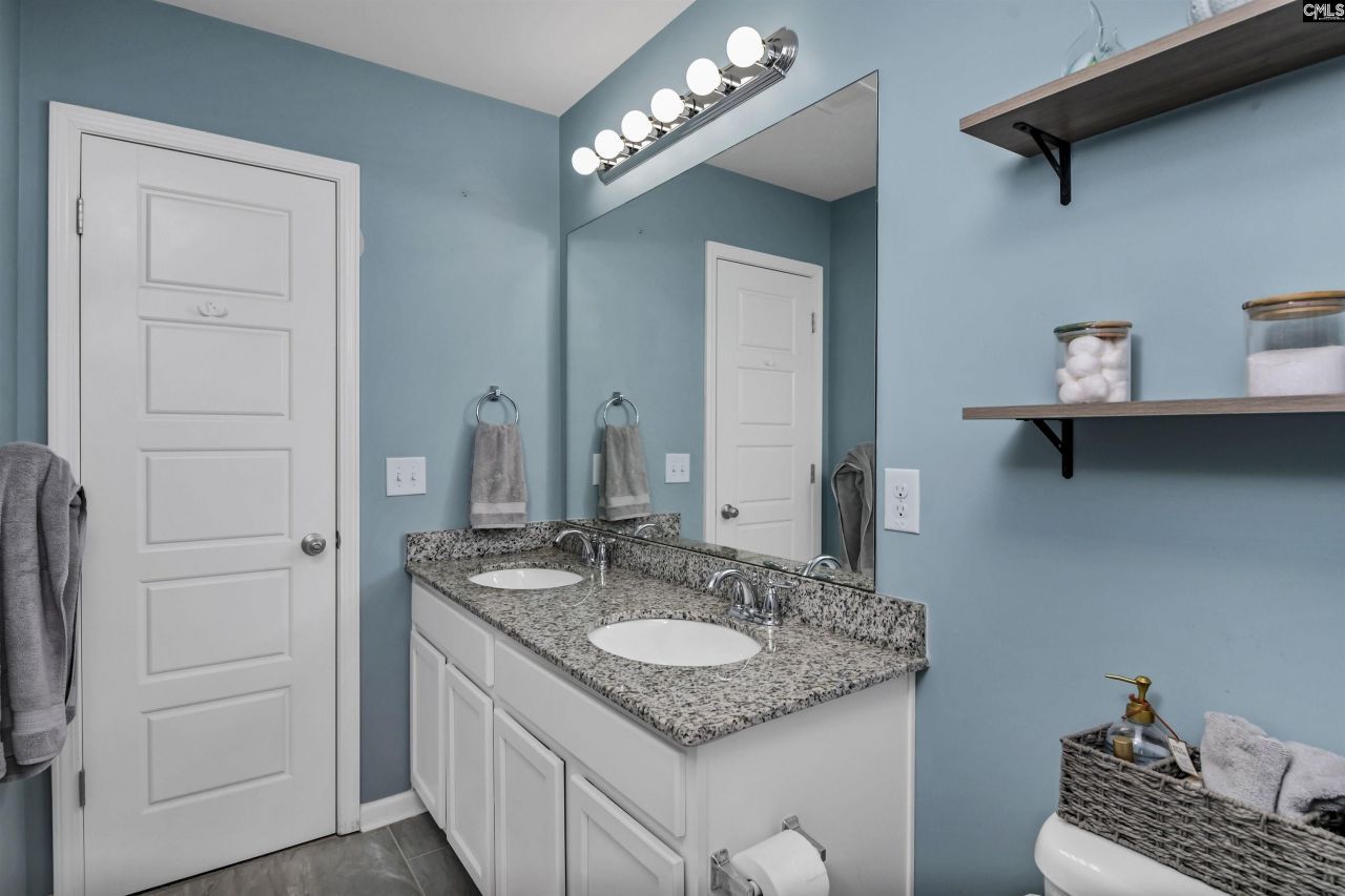 932 Trident Maple Lane Photo 32