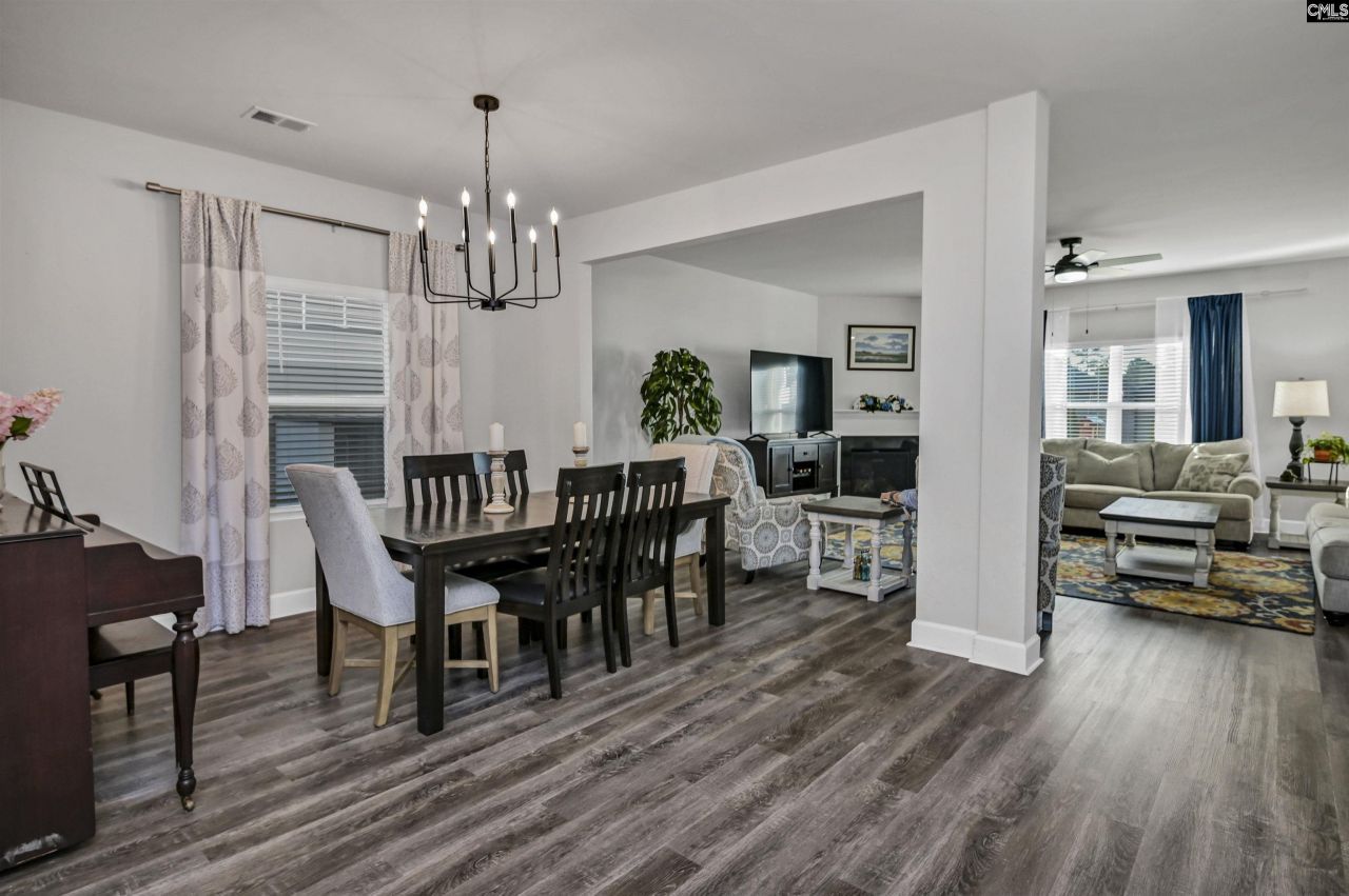 932 Trident Maple Lane Photo 4