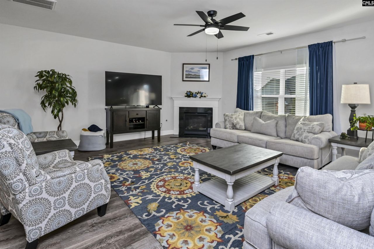 932 Trident Maple Lane Photo 8