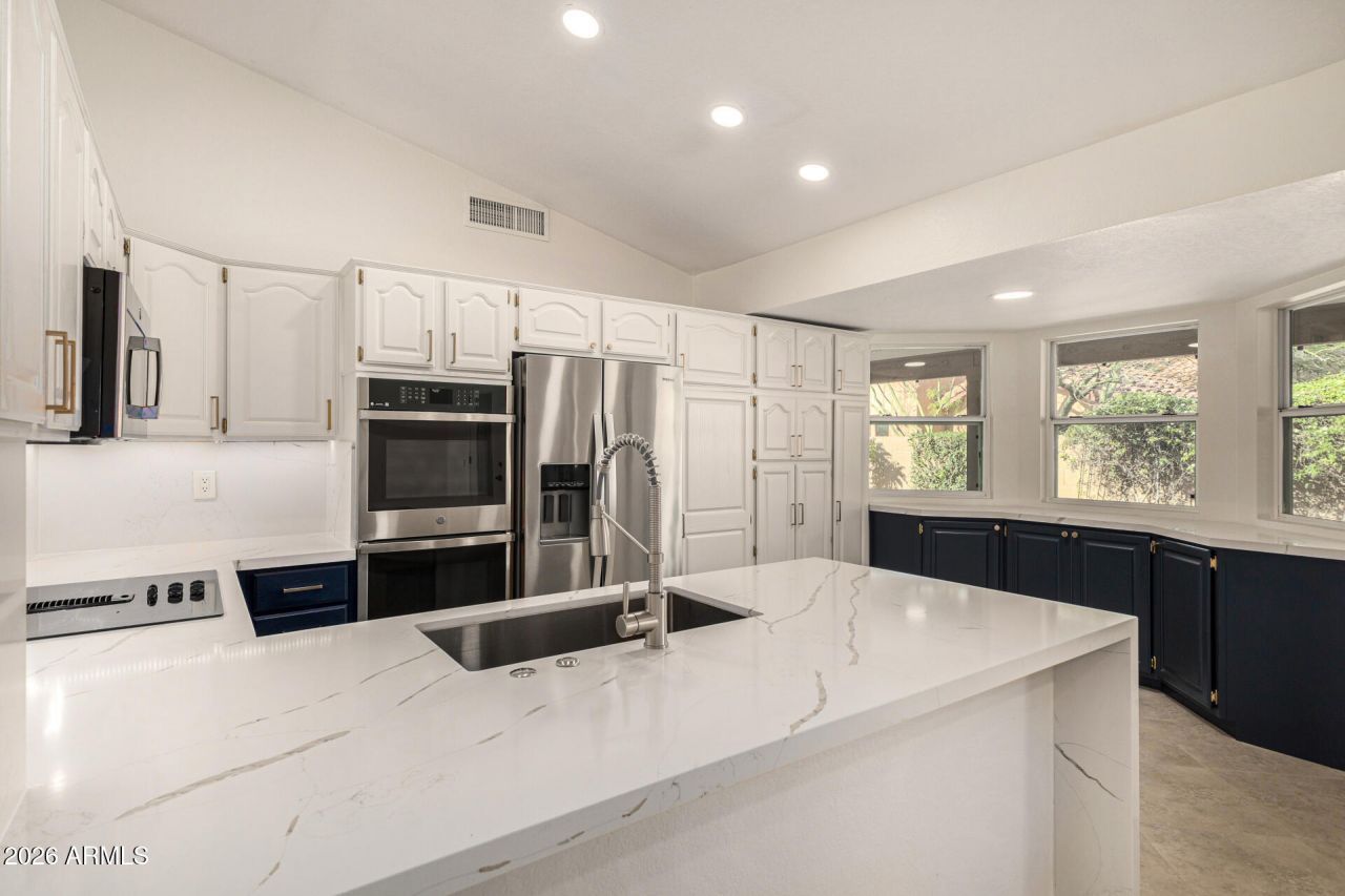 834 N Oak Court, Chandler, AZ 85226 Main Photo