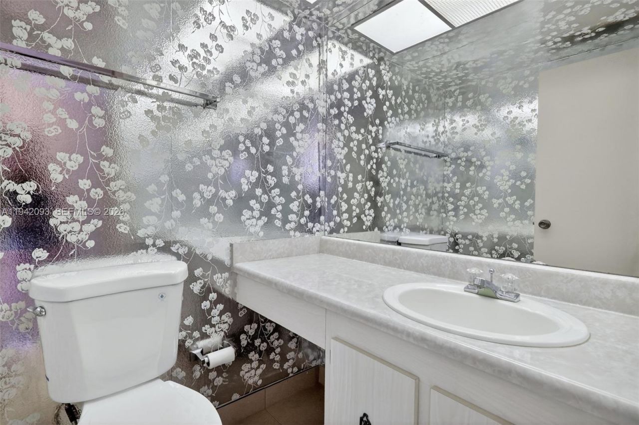 301 174th St, Unit 1905, Sunny Isles Beach, FL 33160 Photo