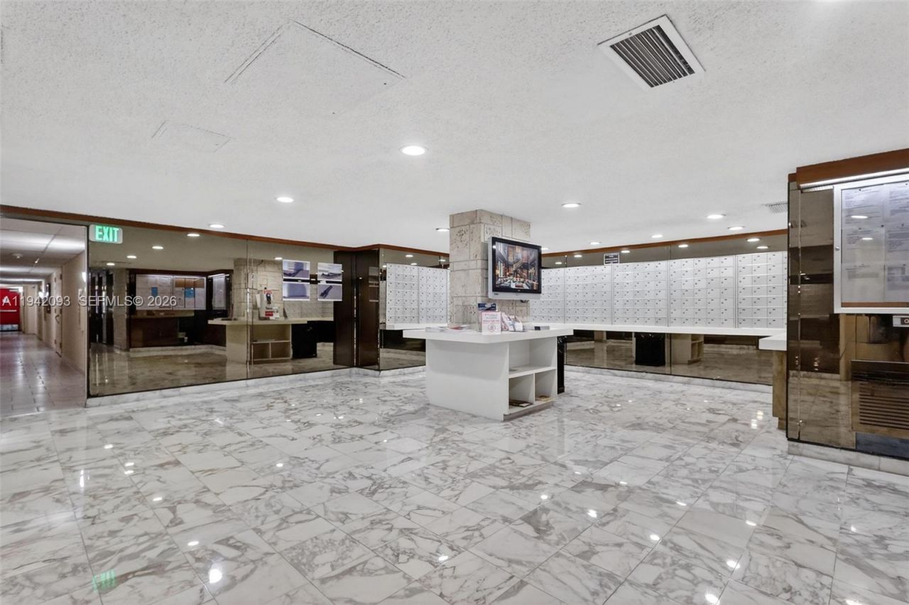 301 174th St, Unit 1905, Sunny Isles Beach, FL 33160 Photo