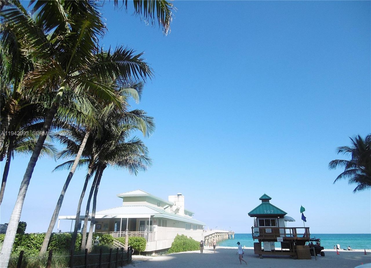301 174th St, Unit 1905, Sunny Isles Beach, FL 33160 Photo