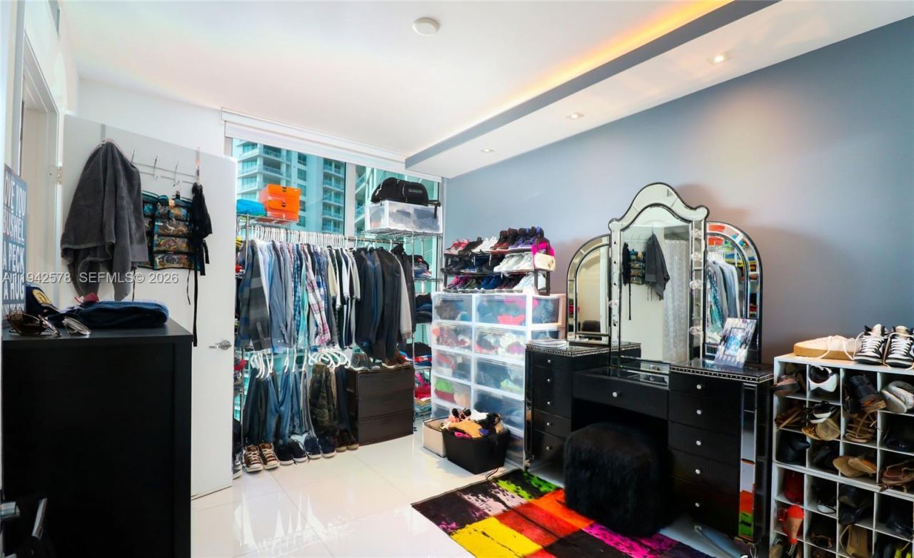 92 SW 3rd St, Unit 3005, Miami, FL 33130 Photo