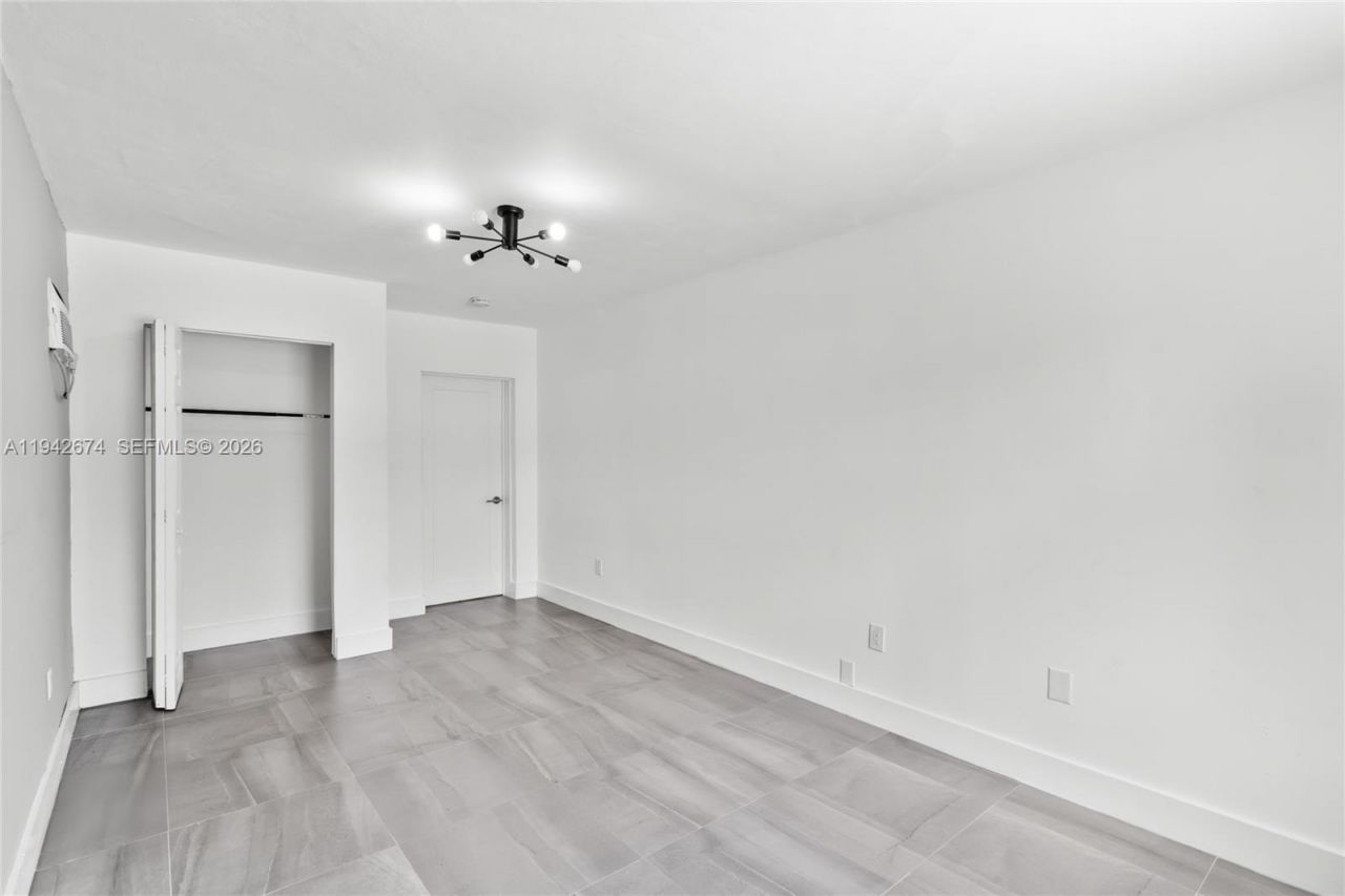 3855 SW 1st St, Miami, FL 33134 Photo