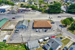 3841 Rivers Avenue photo 4