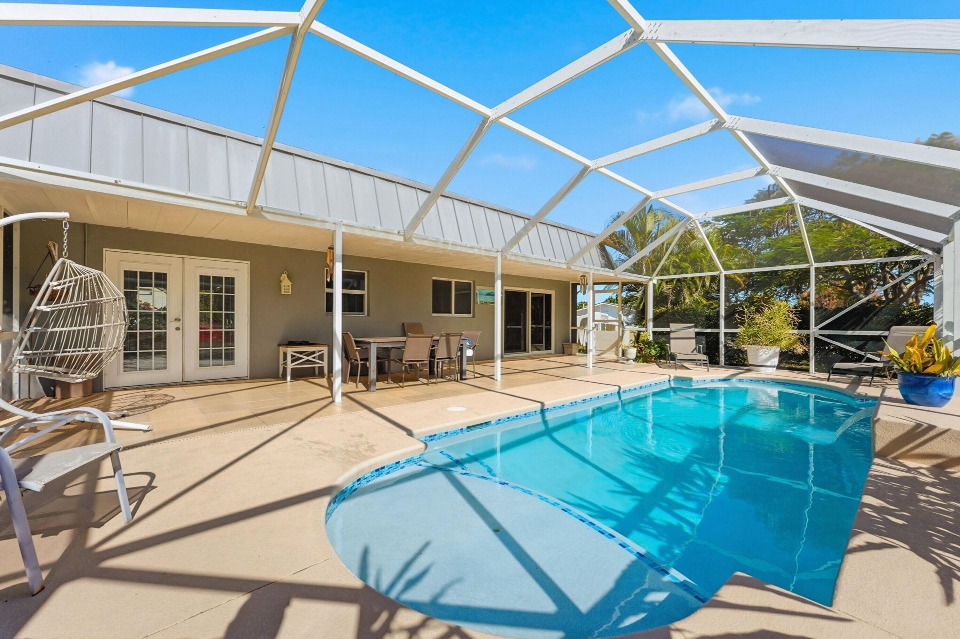 898 SE Evergreen Terrace, Port Saint Lucie, FL 34983 Photo