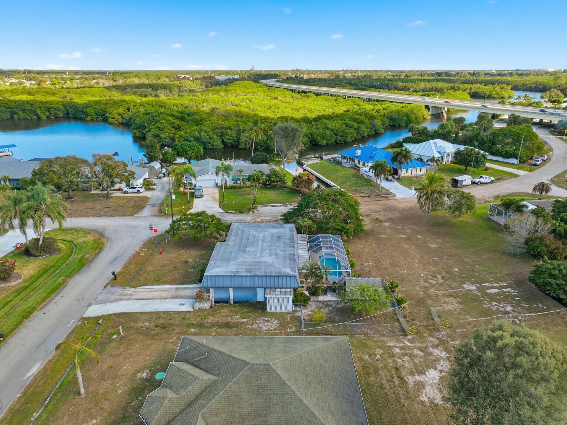 898 SE Evergreen Terrace, Port Saint Lucie, FL 34983 Photo