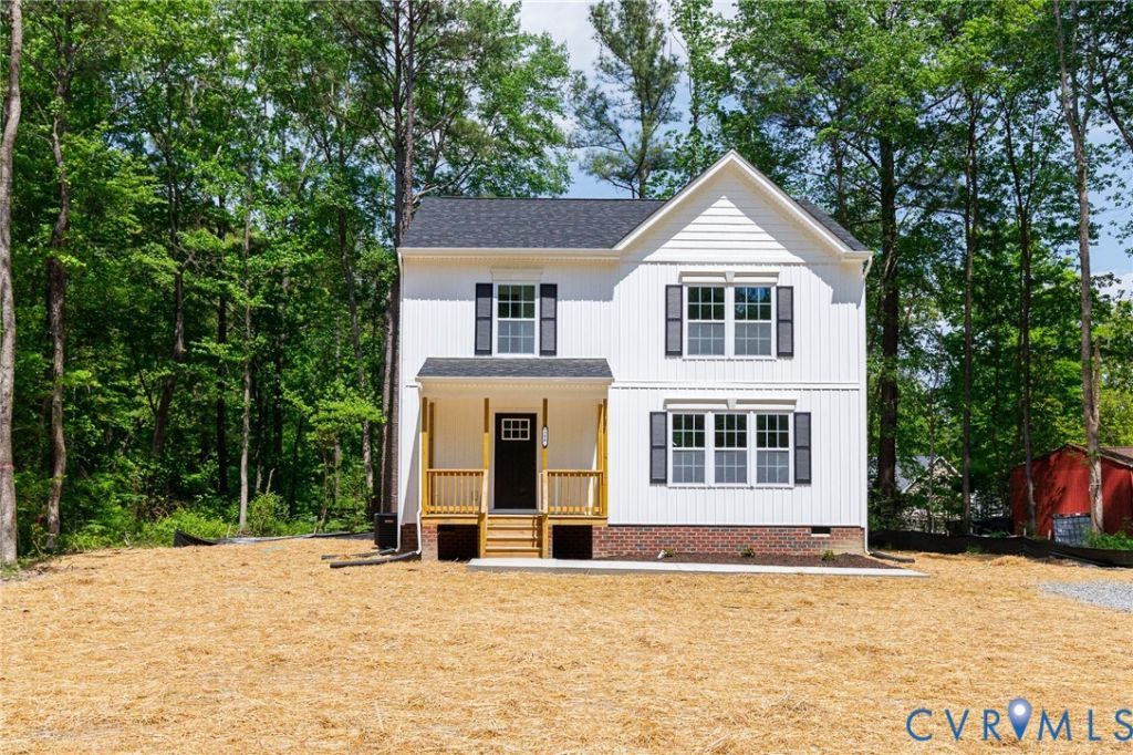182 Yorktown Drive, Ruther Glen, VA 22546 Main Photo