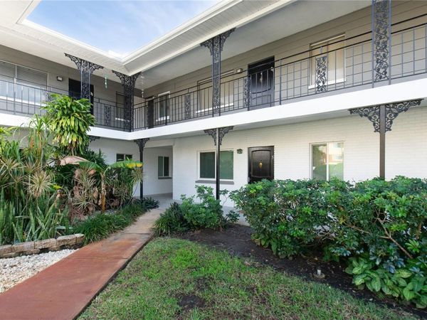 6266 1ST AVENUE S, Unit 5, ST PETERSBURG, FL 33707