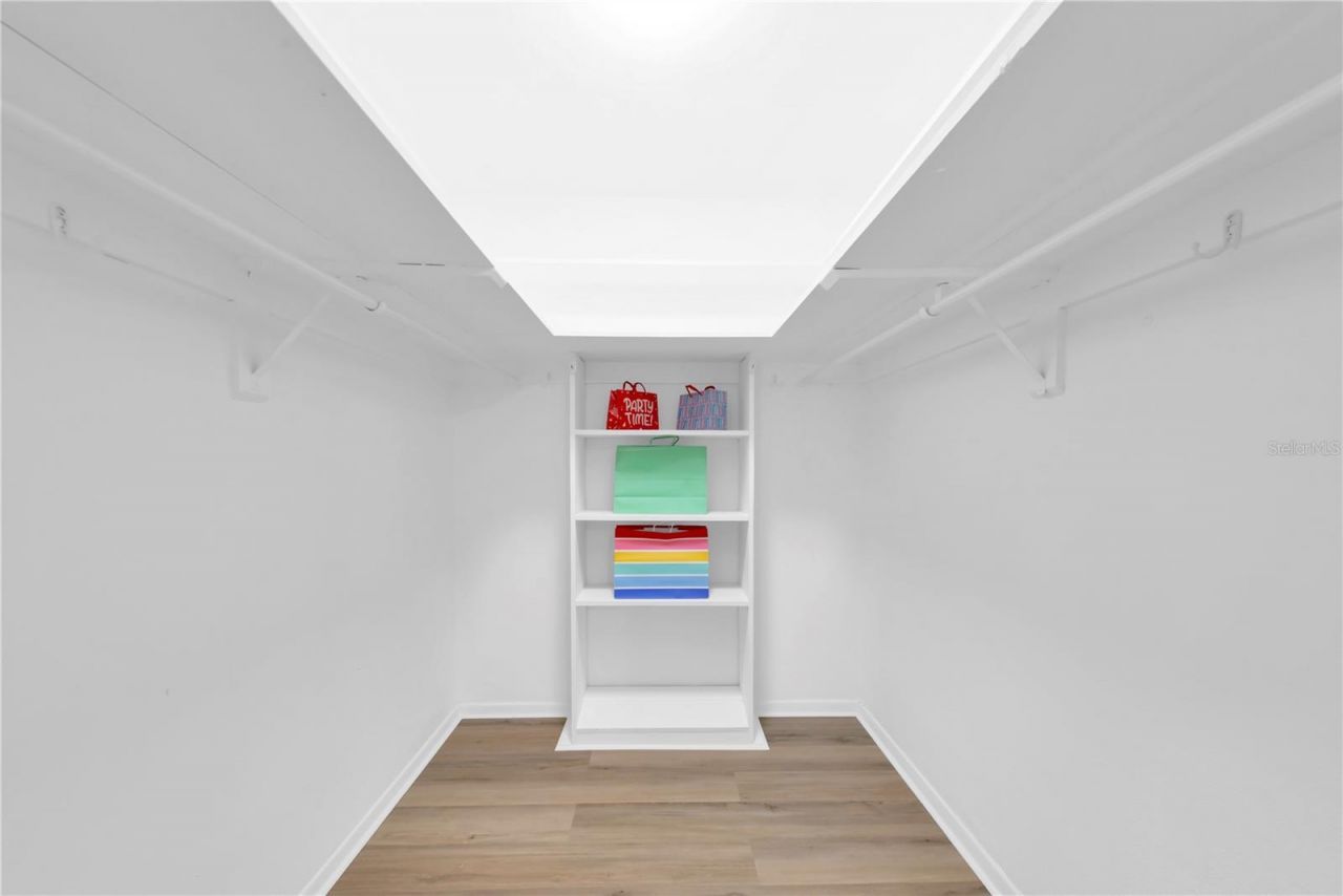 6266 1st Avenue S, Unit 5, Saint Petersburg, FL 33707 Photo