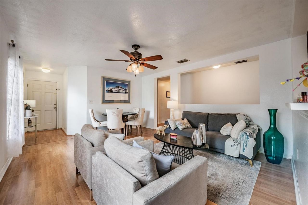 9520 Simeon Drive, Land O Lakes, FL 34638 Photo