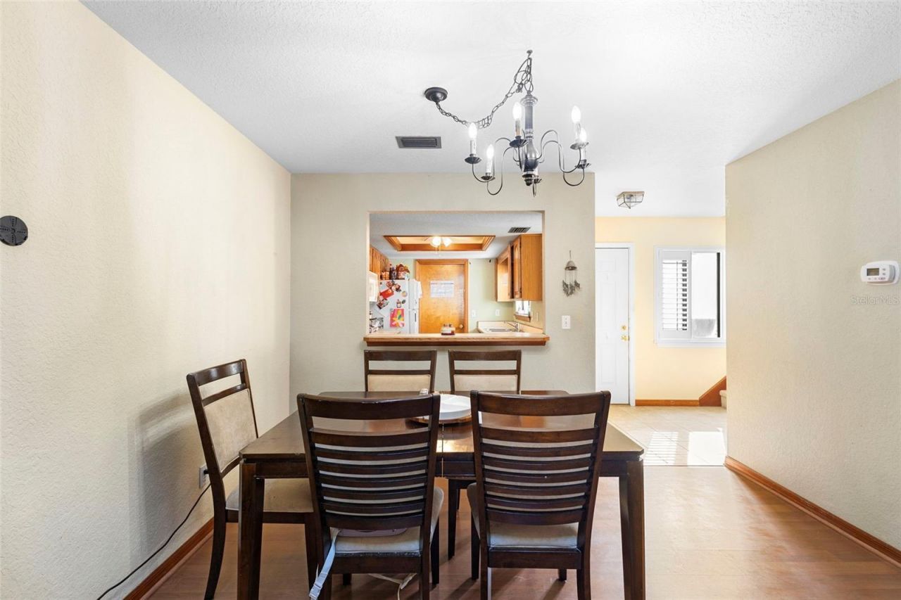 347 W Castlewood Lane, New Smyrna Beach, FL 32168 Photo