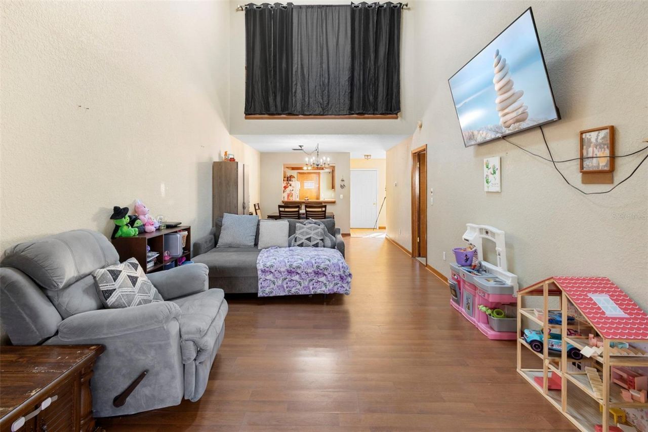 347 W Castlewood Lane, New Smyrna Beach, FL 32168 Photo