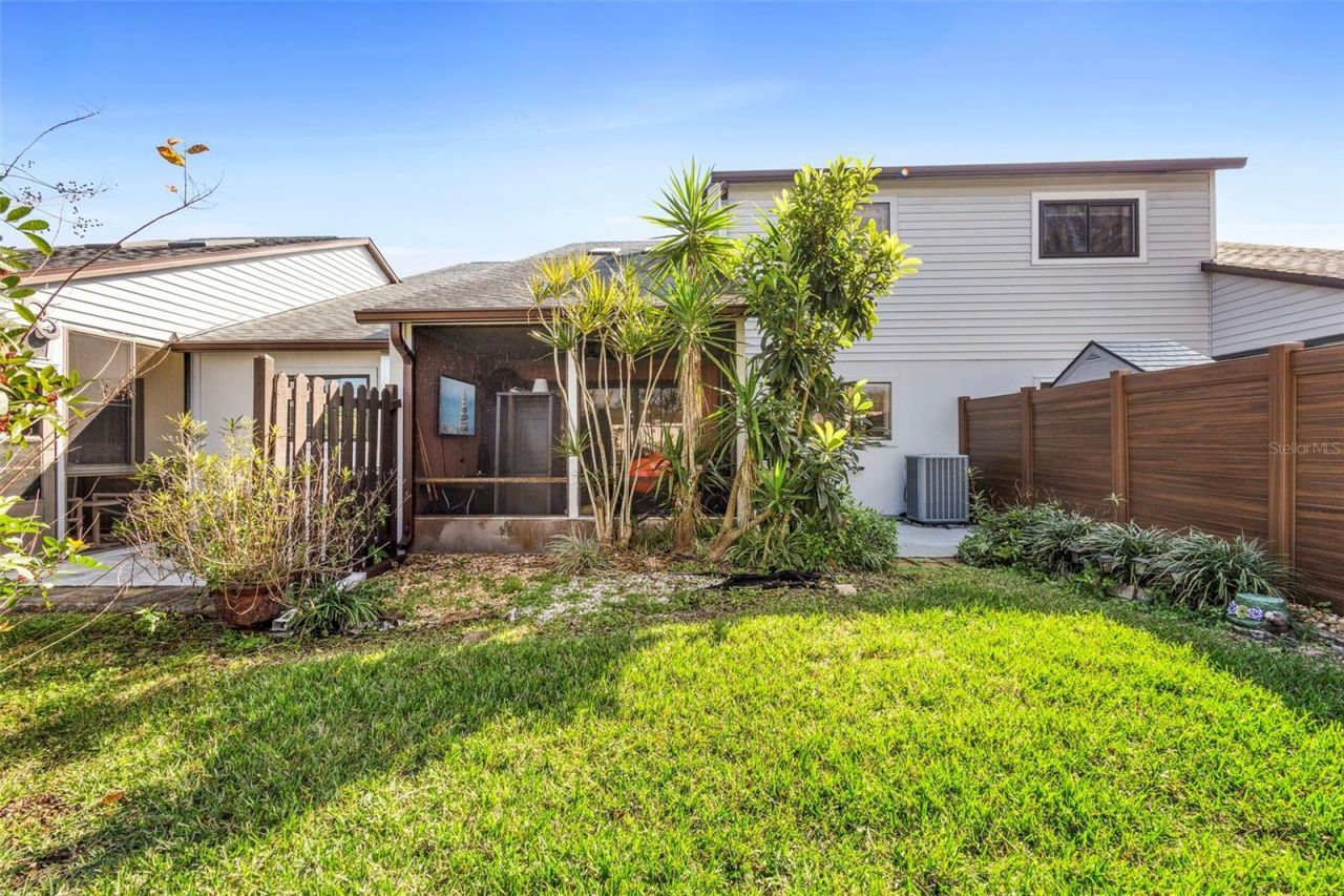 347 W Castlewood Lane, New Smyrna Beach, FL 32168 Photo