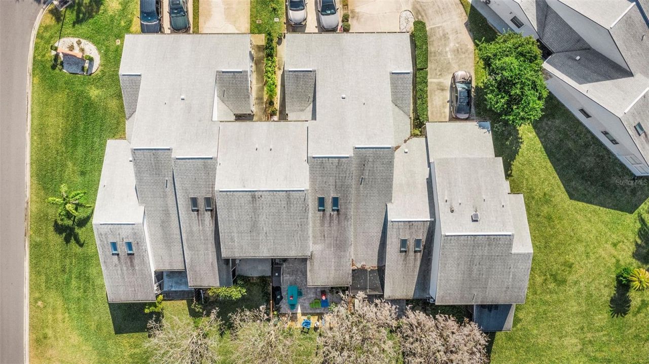 347 W Castlewood Lane, New Smyrna Beach, FL 32168 Photo