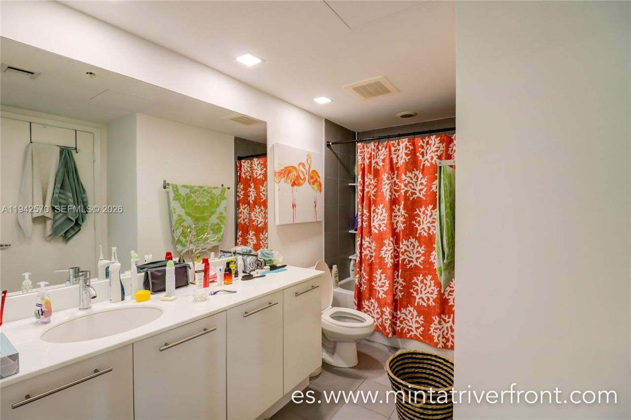 92 SW 3rd St, Unit 1902, Miami, FL 33130 Photo