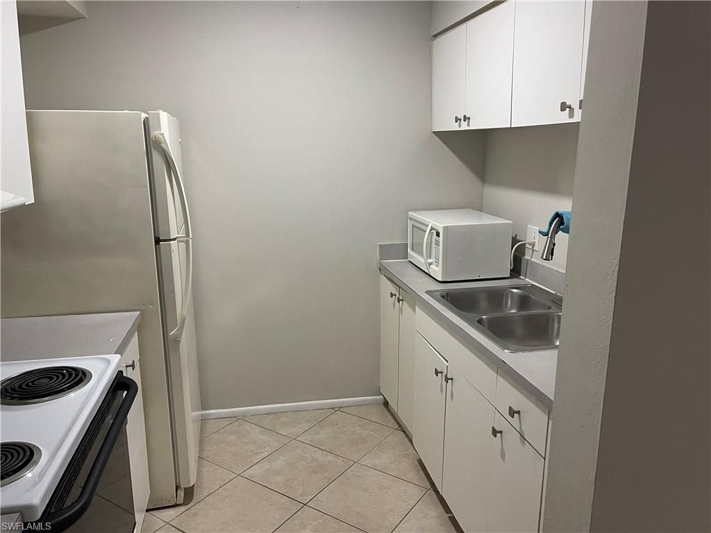3405 Winkler Ave, Unit 207, Fort Myers, FL 33916 Photo