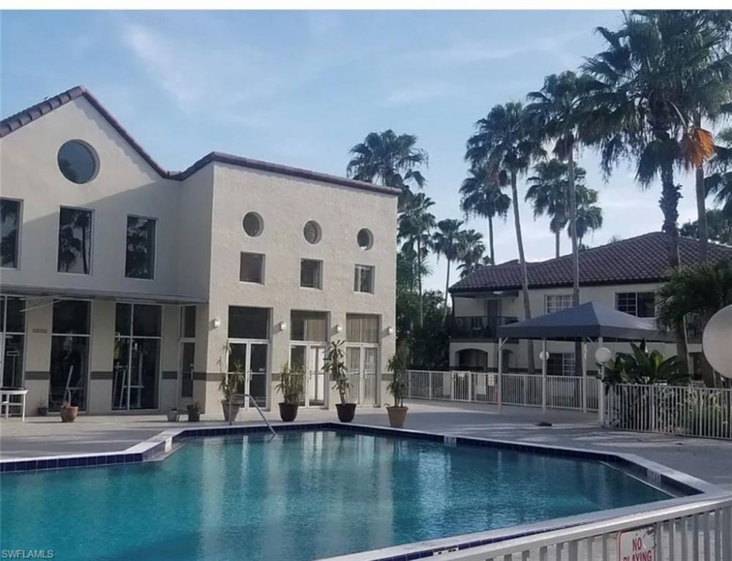 3405 Winkler Ave, Unit 207, Fort Myers, FL 33916 Photo