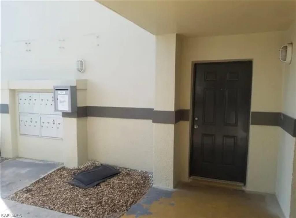 3405 Winkler Ave, Unit 207, Fort Myers, FL 33916 Photo