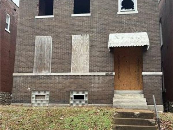 3829 Minnesota Avenue, St Louis, MO 63118