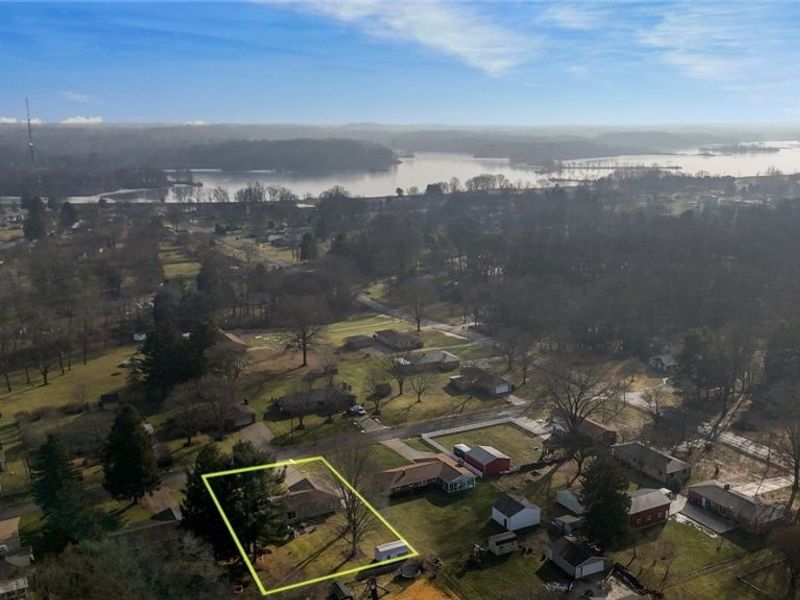 5042 Laddie Drive, New Franklin, OH 44319 Photo 16