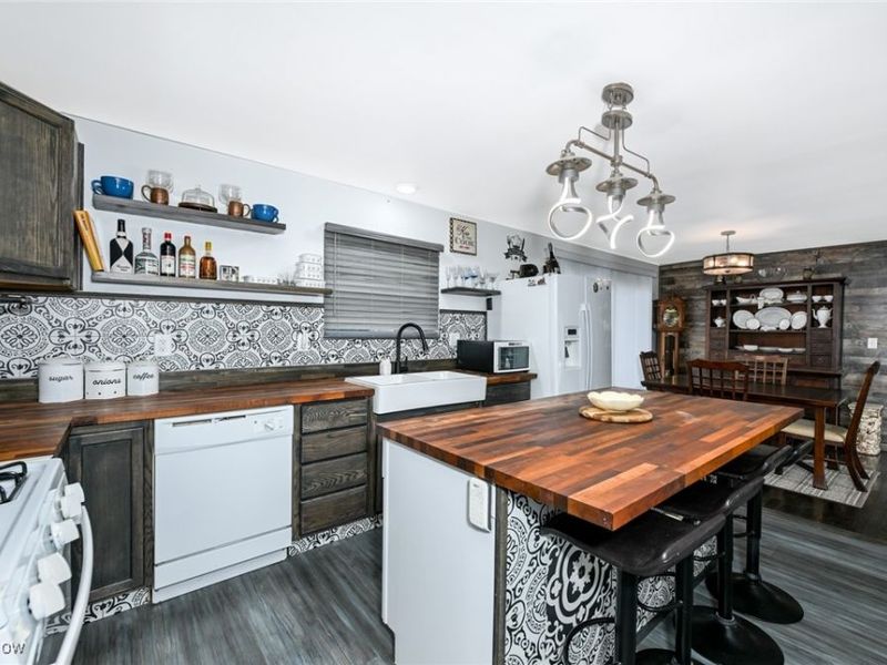 5042 Laddie Drive, New Franklin, OH 44319 Photo 24