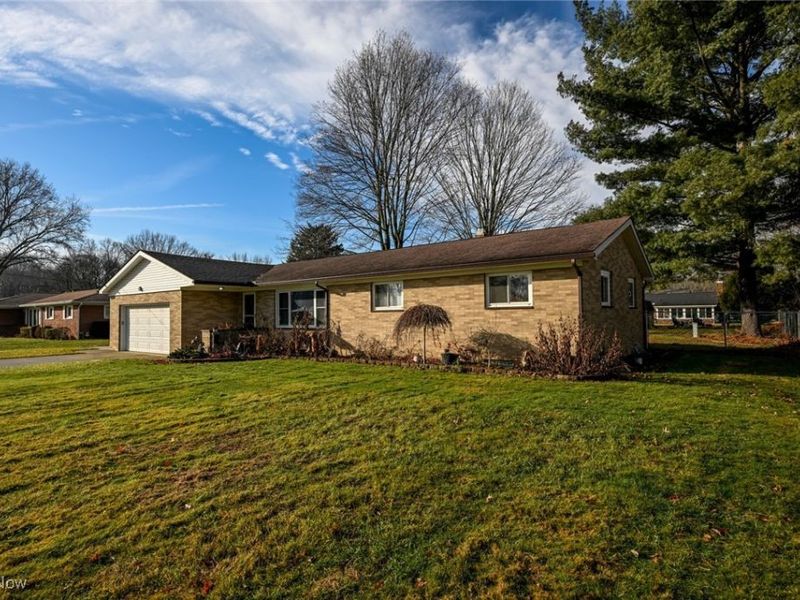 5042 Laddie Drive, New Franklin, OH 44319 Photo 3