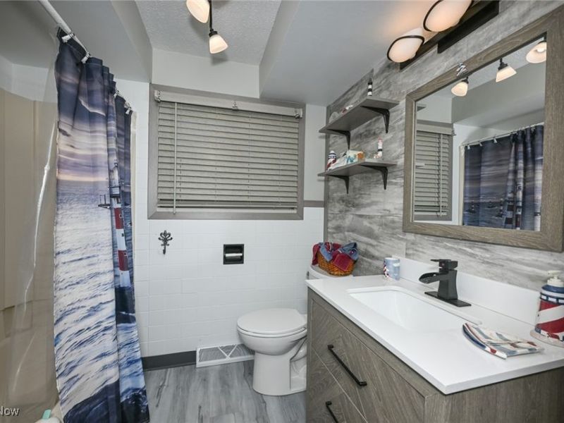 5042 Laddie Drive, New Franklin, OH 44319 Photo 33