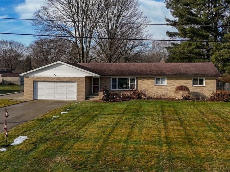 5042 Laddie Drive, New Franklin, OH 44319 Photo 4