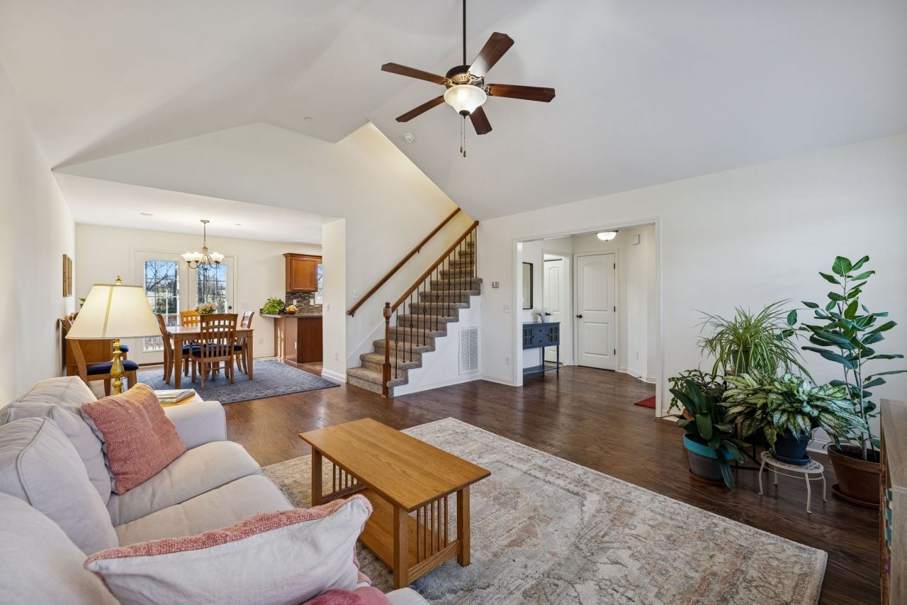 1274 Everwood Dr, Ashland City, TN 37015 Main Photo