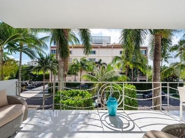 455 Australian Avenue, Unit 3e, Palm Beach, FL 33480