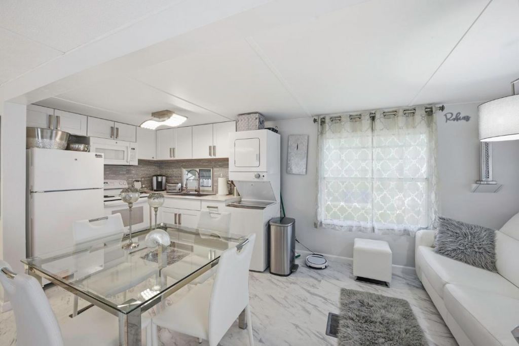 21 Hibiscus Drive, Unit I, Briny Breezes, FL 33435 Photo