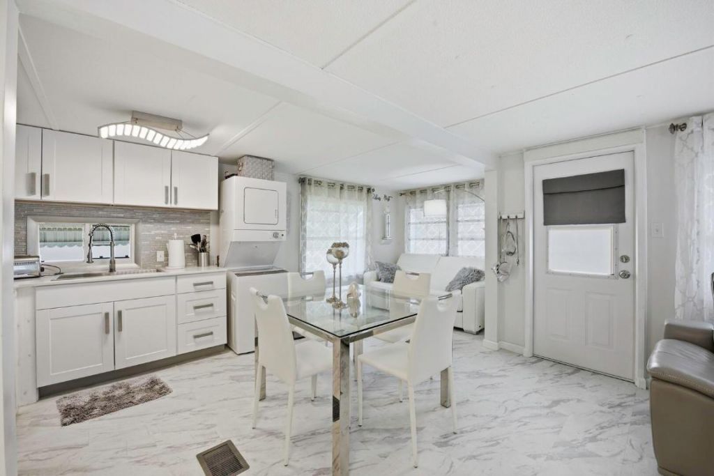 21 Hibiscus Drive, Unit I, Briny Breezes, FL 33435 Photo