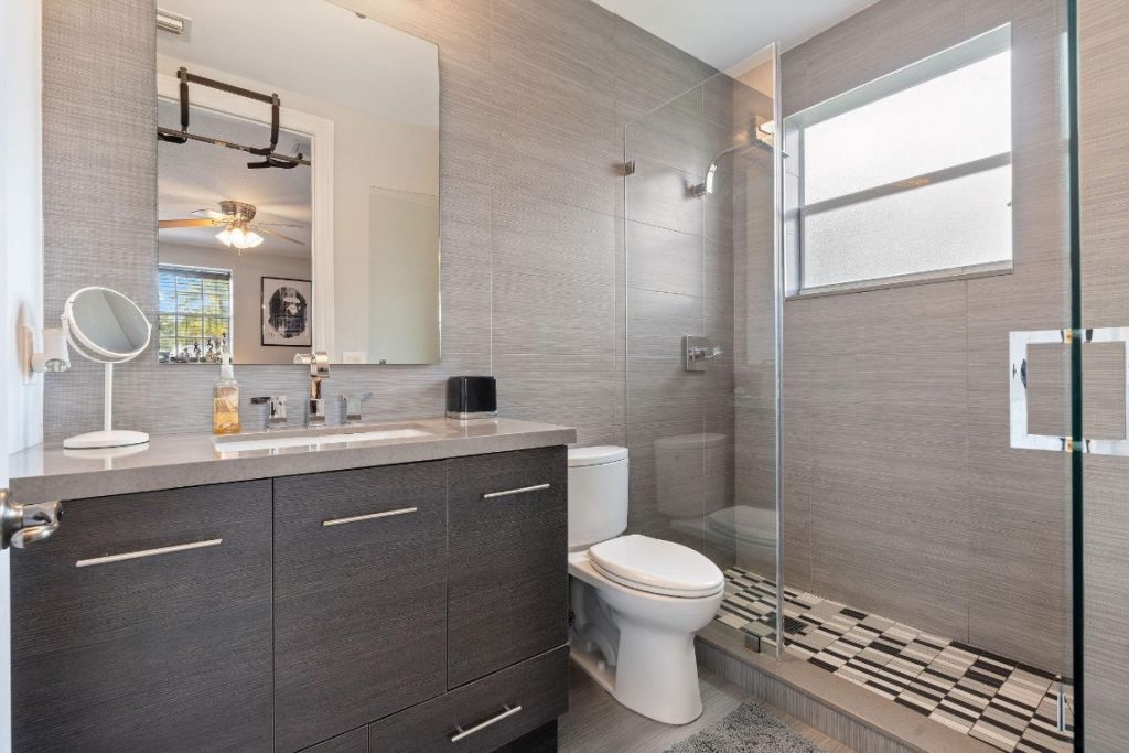 11382 Redberry Drive, Davie, FL 33330 Photo