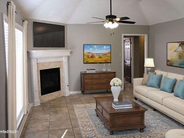 6849 W Dogwood Manor, Olive Branch, MS 38654