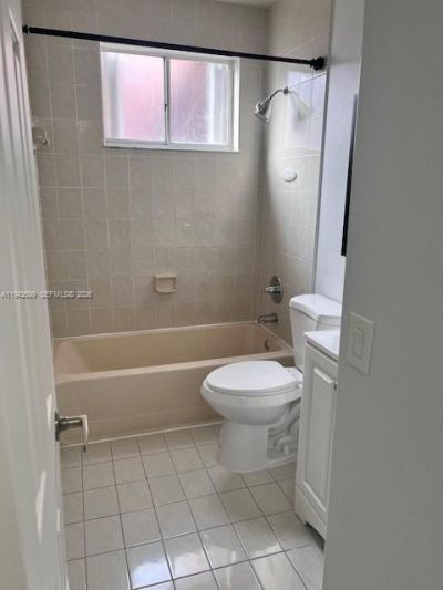 2310 W 74th St, Unit 203, Hialeah, FL 33016 Photo