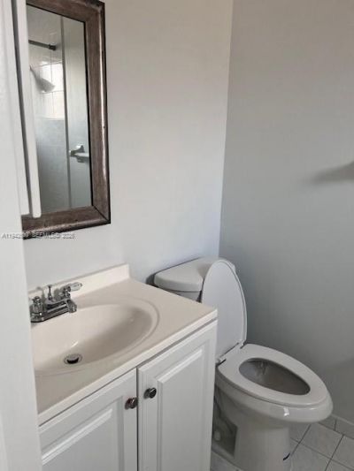 2310 W 74th St, Unit 203, Hialeah, FL 33016 Photo