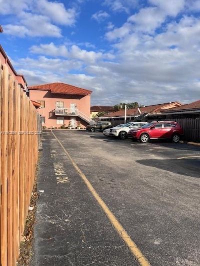 2310 W 74th St, Unit 203, Hialeah, FL 33016 Photo