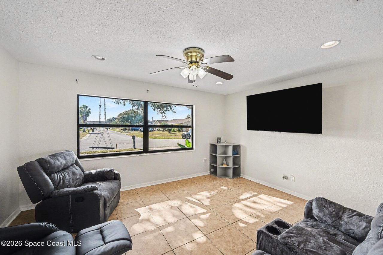 1584 Gardner Dr Drive, Melbourne, FL 32935 Photo