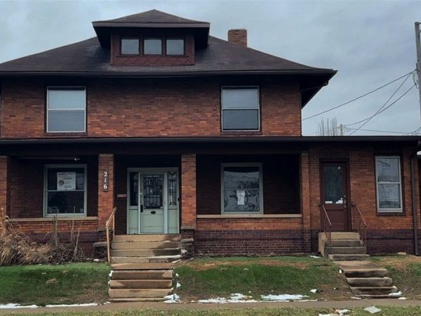 216 S 7th Street, Coshocton, OH 43812