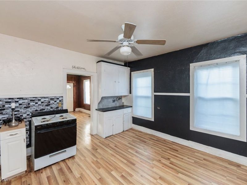 3326 W 61 Street, Cleveland, OH 44102 Photo 12