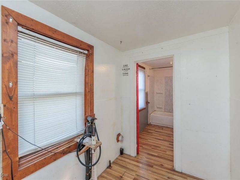 3326 W 61 Street, Cleveland, OH 44102 Photo 16