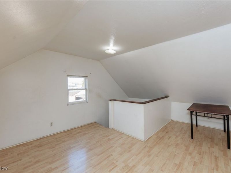 3326 W 61 Street, Cleveland, OH 44102 Photo 18