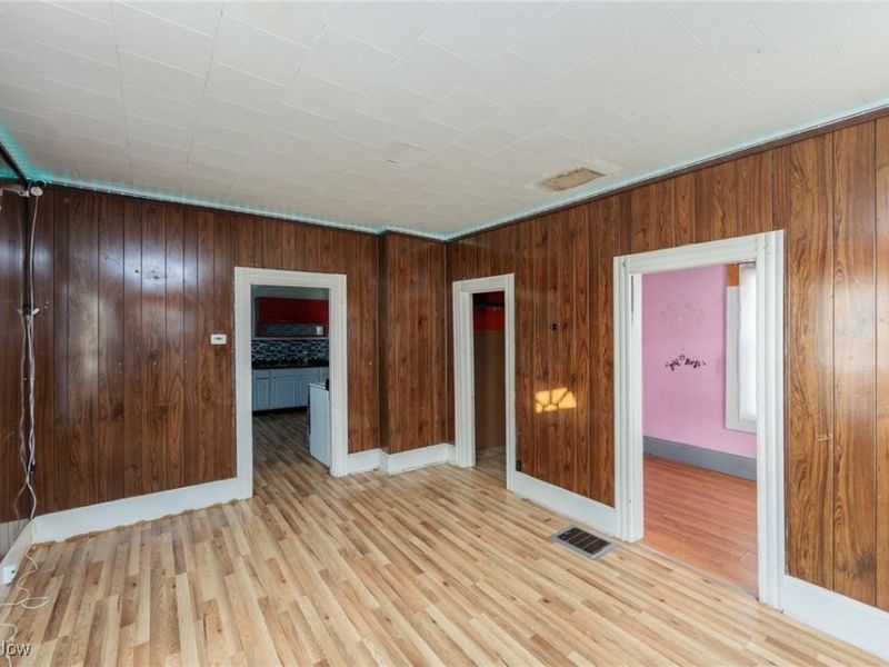3326 W 61 Street, Cleveland, OH 44102 Photo 5